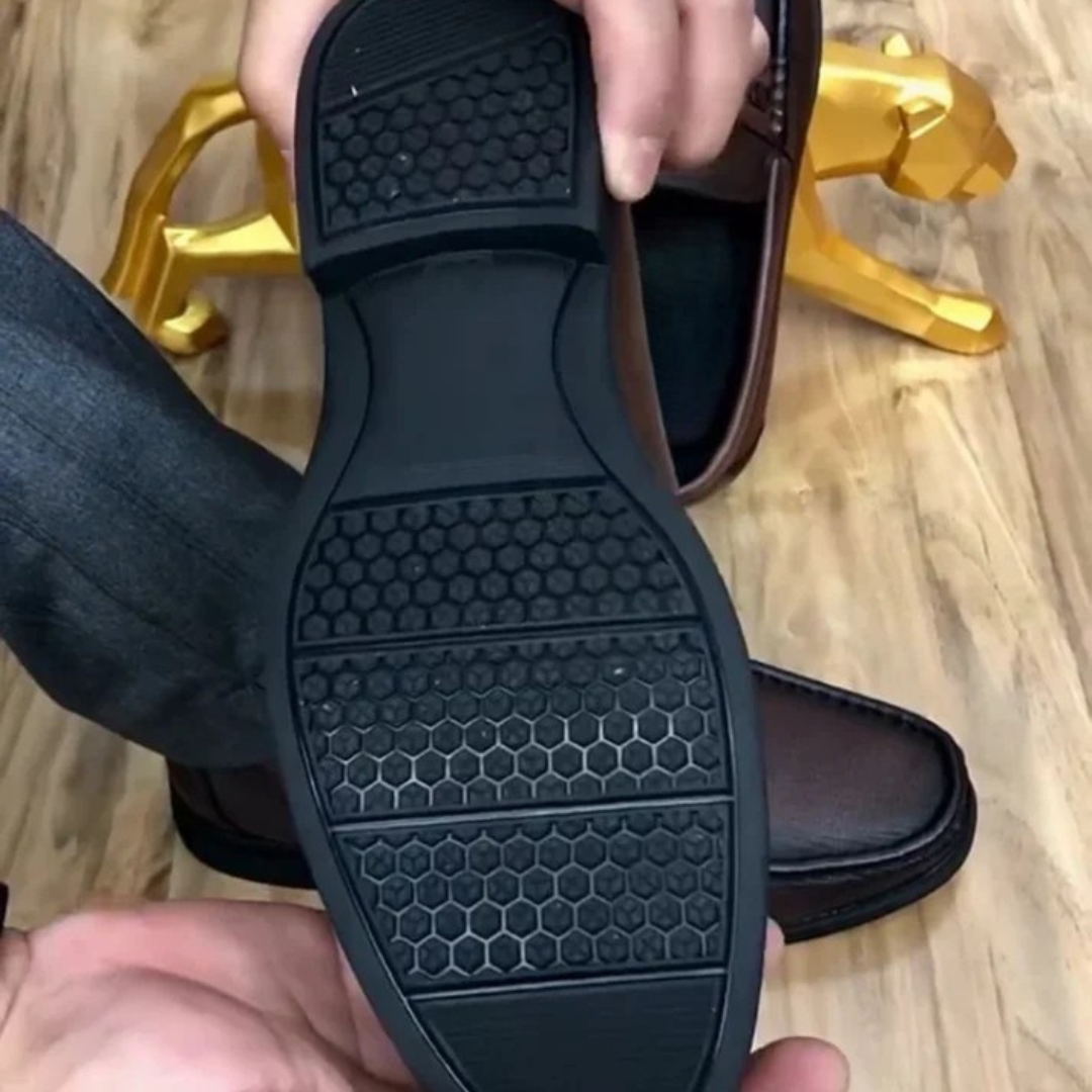 Zapatos de Hombre de Cuero Auténtico con Acabado de Alta Calidad